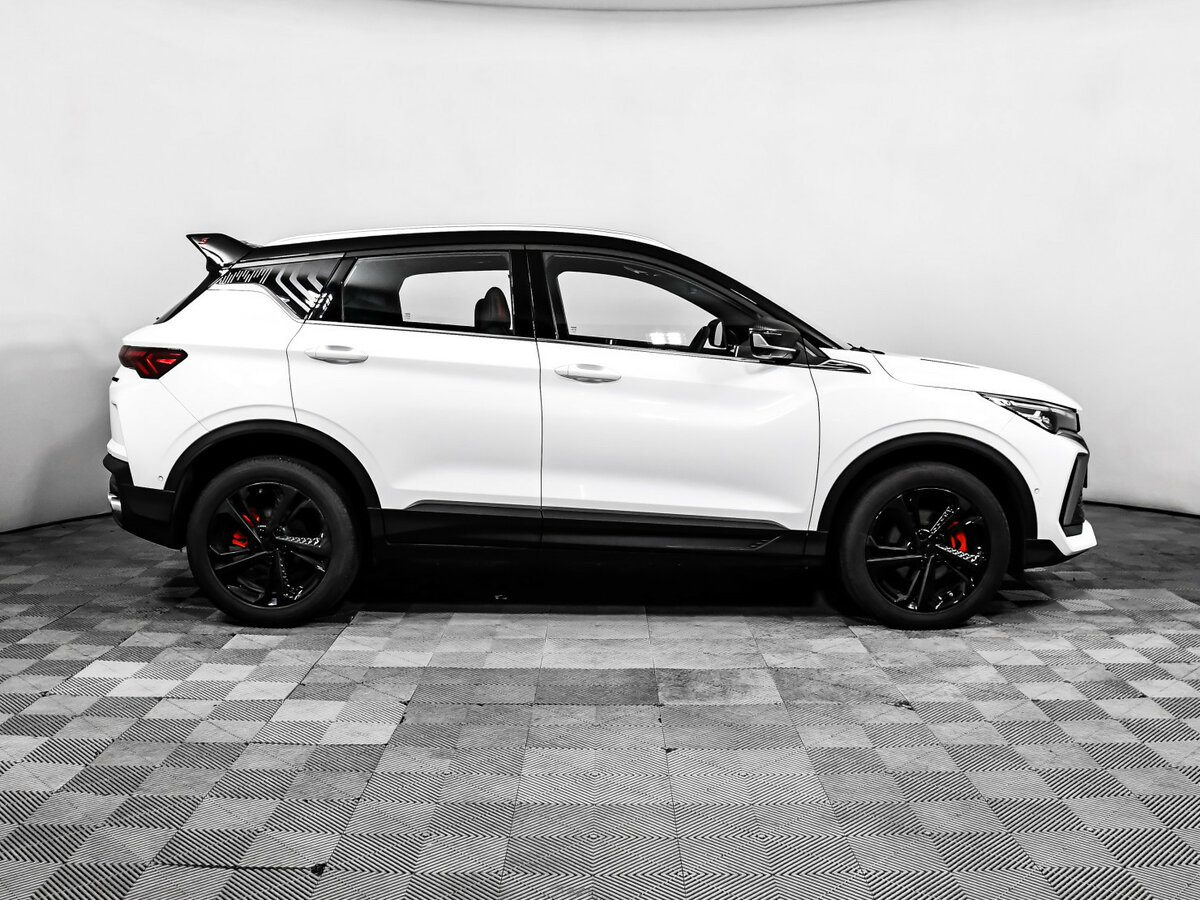 Geely Coolray б/у, 2024, Роботизированная. Фото: #3