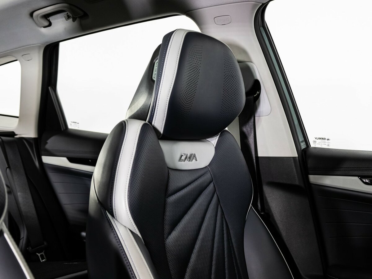 Geely Atlas б/у, 2023, Роботизированная. Фото: #17