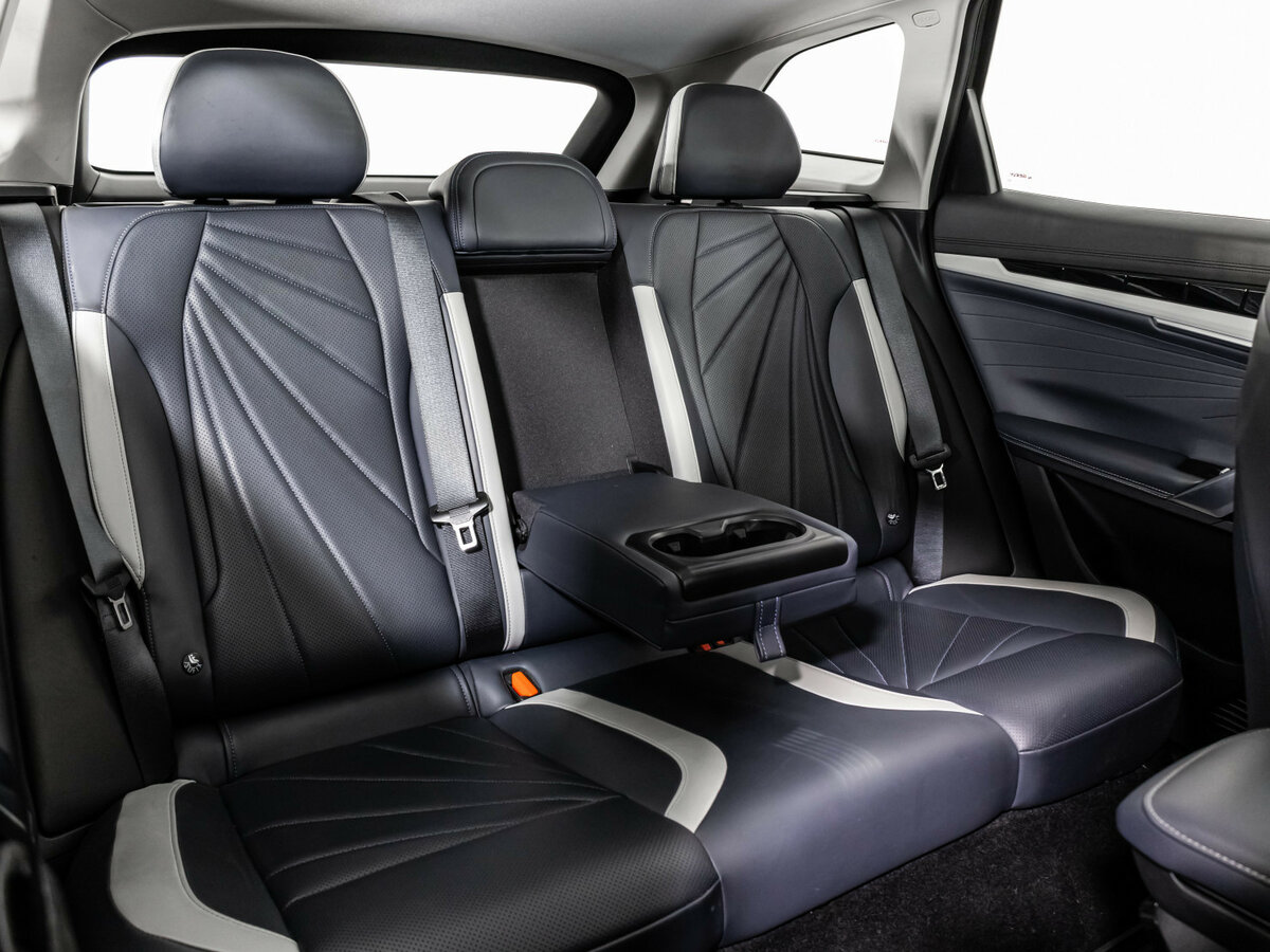 Geely Atlas б/у, 2023, Роботизированная. Фото: #19