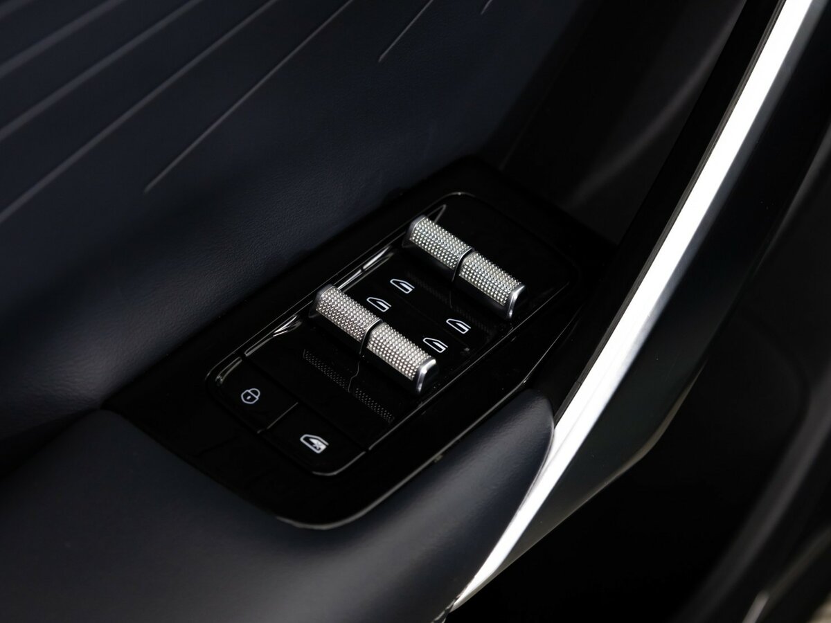 Geely Atlas б/у, 2023, Роботизированная. Фото: #23