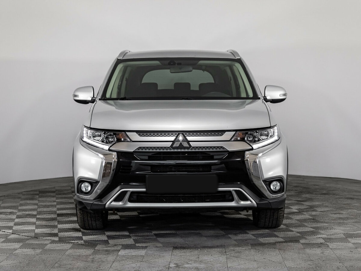Mitsubishi Outlander б/у, 2019, Вариатор. Фото: #1