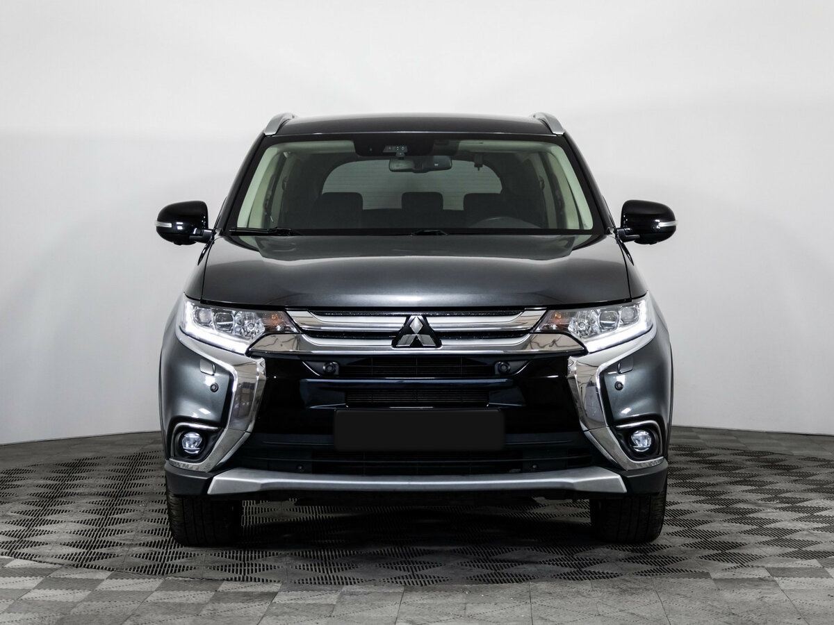 Mitsubishi Outlander б/у, 2018, Автоматическая. Фото: #1