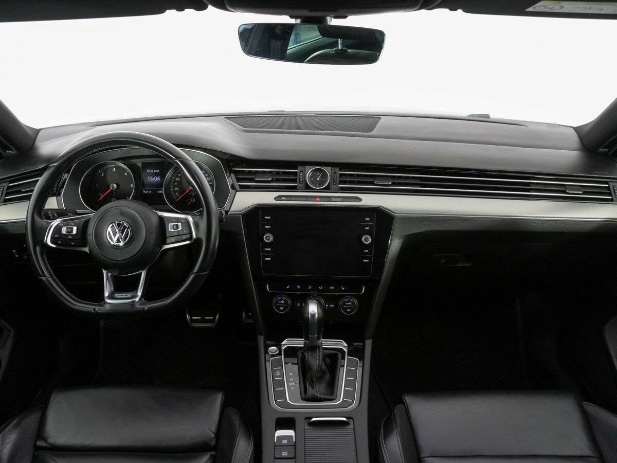 Volkswagen Passat б/у, 2018, Роботизированная. Фото: #9