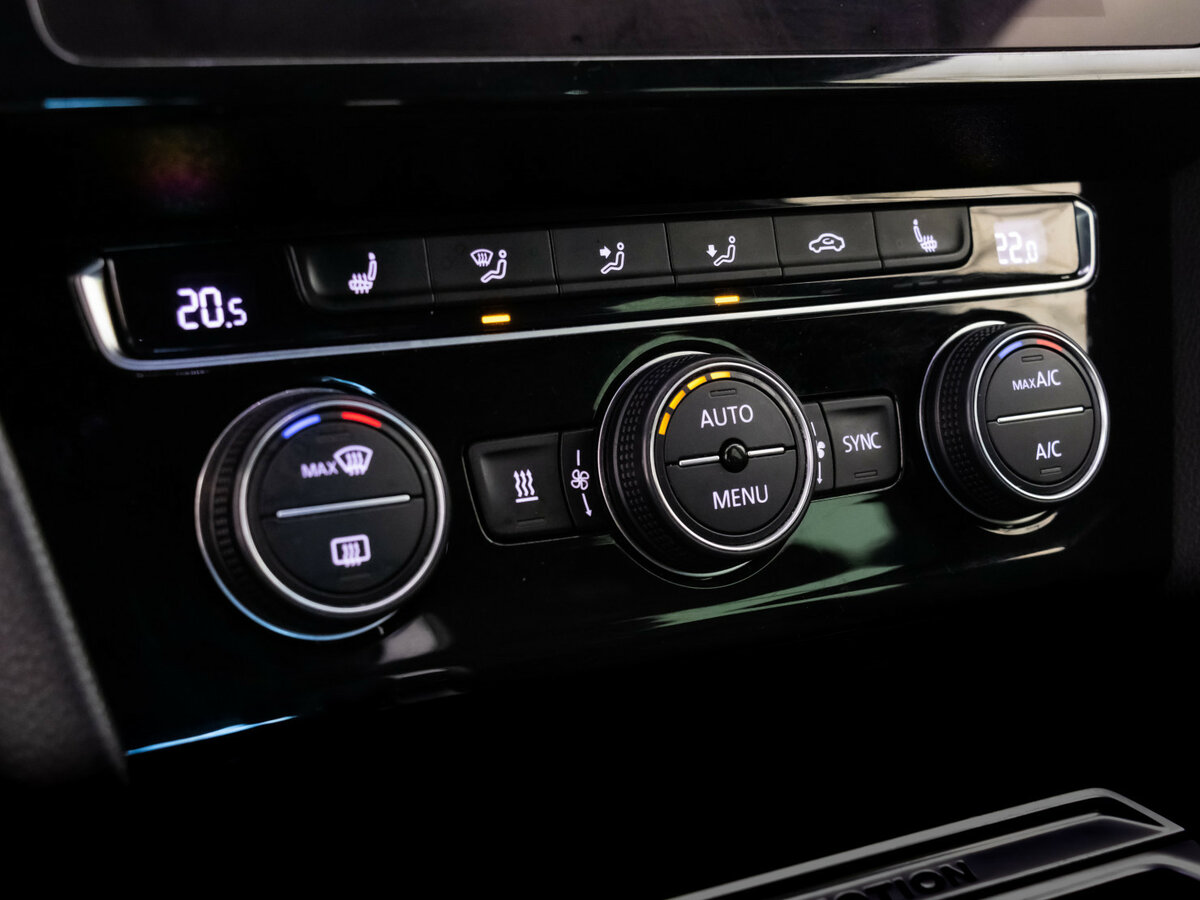 Volkswagen Passat б/у, 2018, Роботизированная. Фото: #17