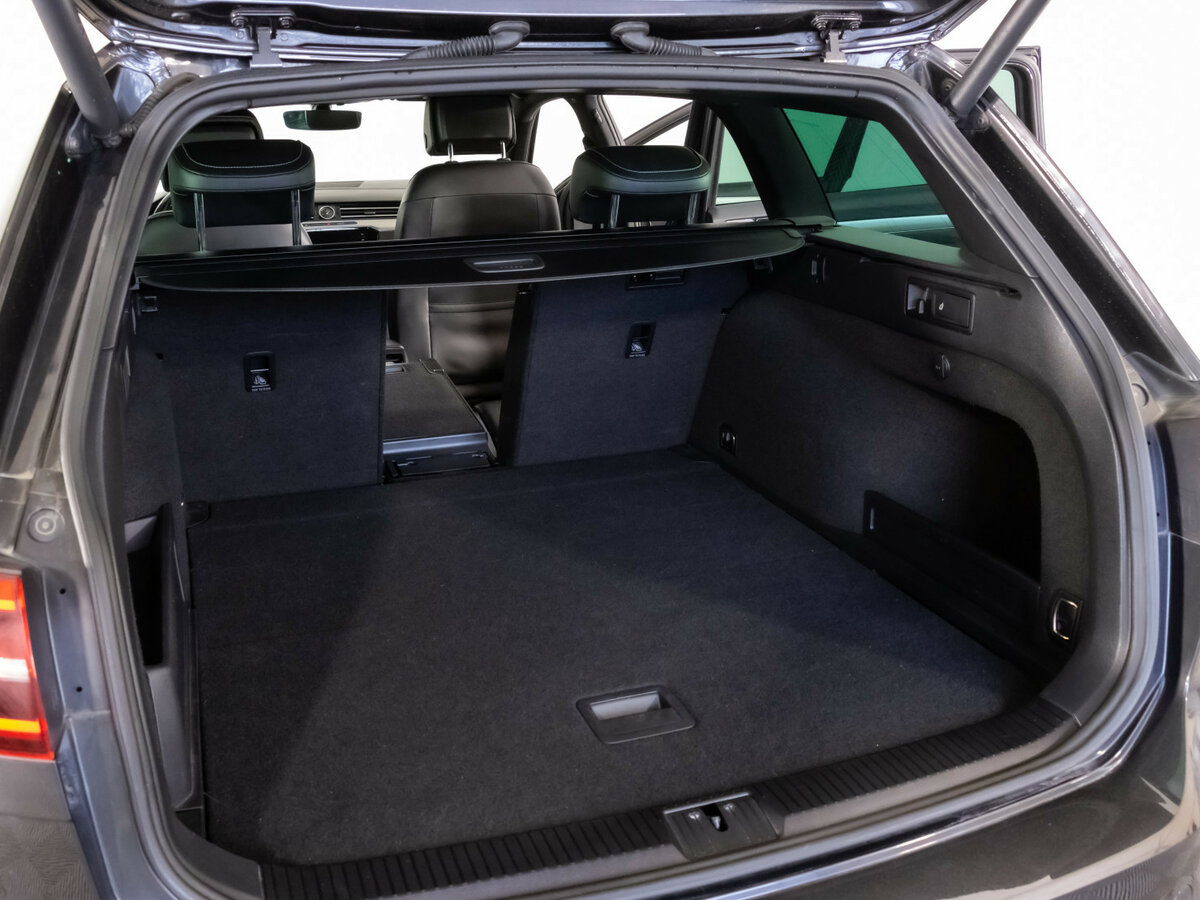 Volkswagen Passat б/у, 2018, Роботизированная. Фото: #29