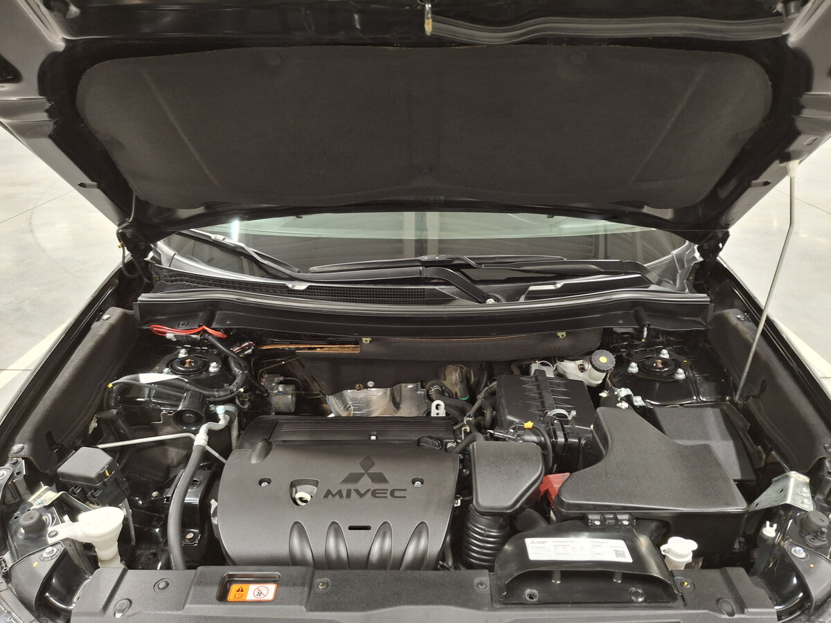 Mitsubishi Outlander б/у, 2020, Вариатор. Фото: #8