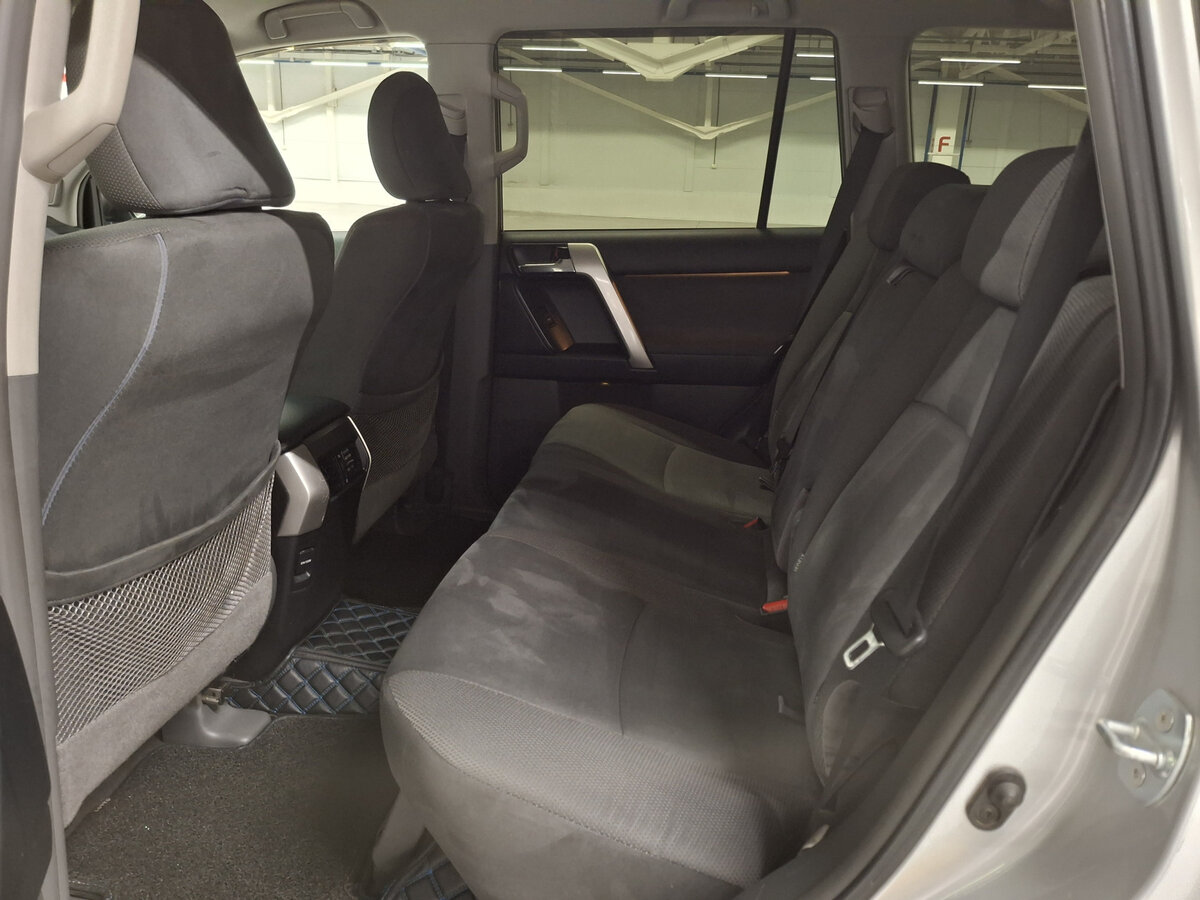 Toyota Land Cruiser Prado б/у, 2012, Автоматическая. Фото: #11