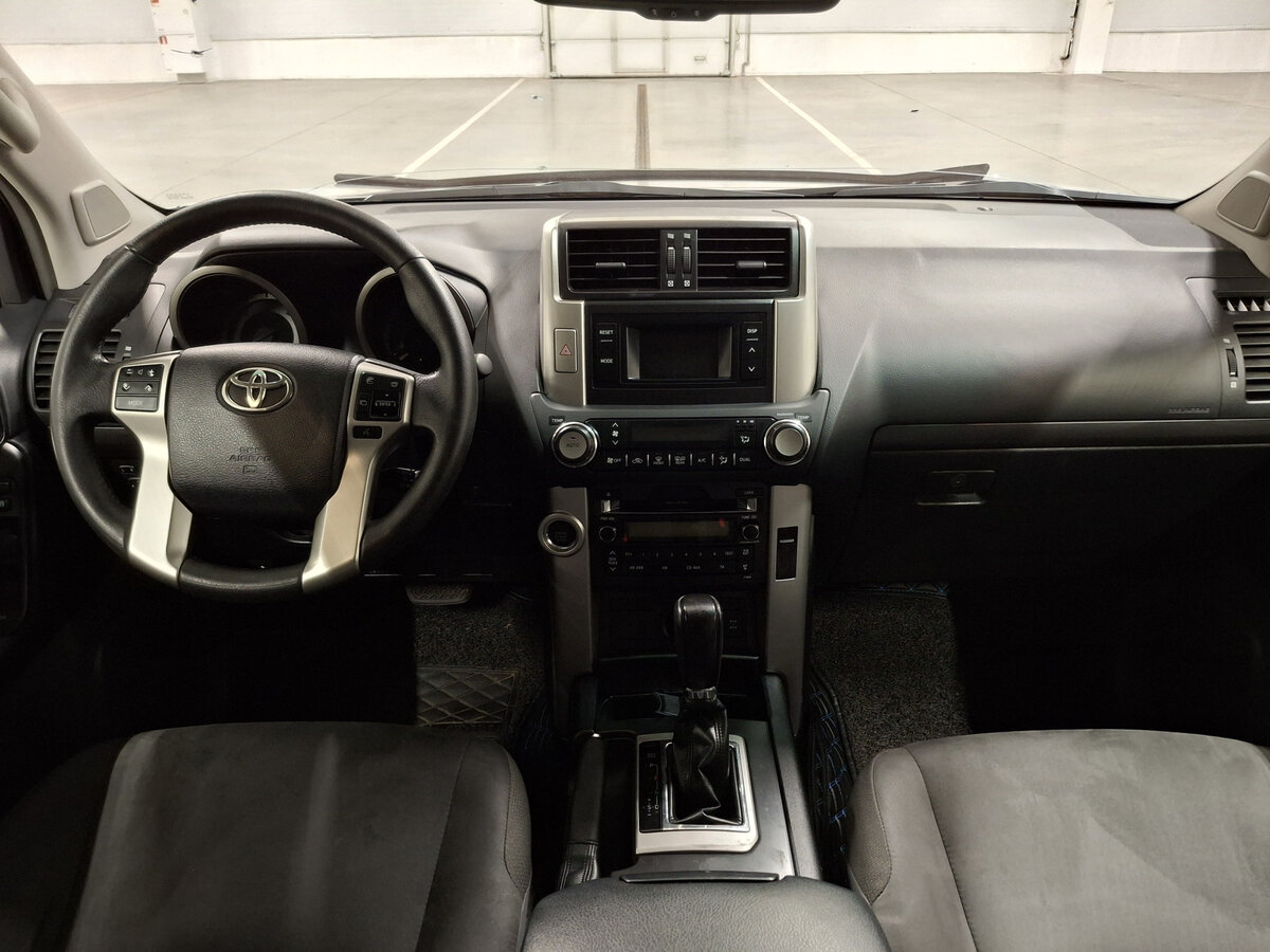 Toyota Land Cruiser Prado б/у, 2012, Автоматическая. Фото: #13