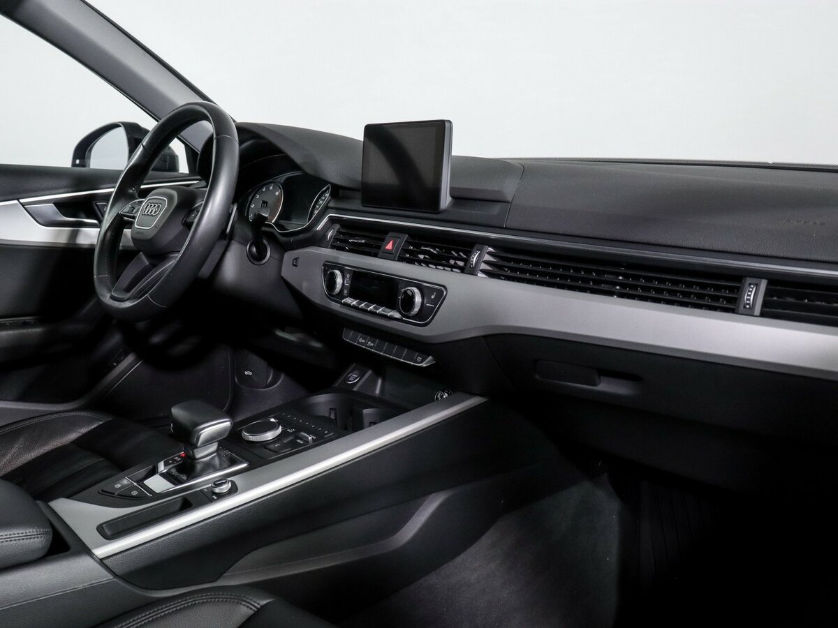 Audi A4 б/у, 2019, Роботизированная. Фото: #6