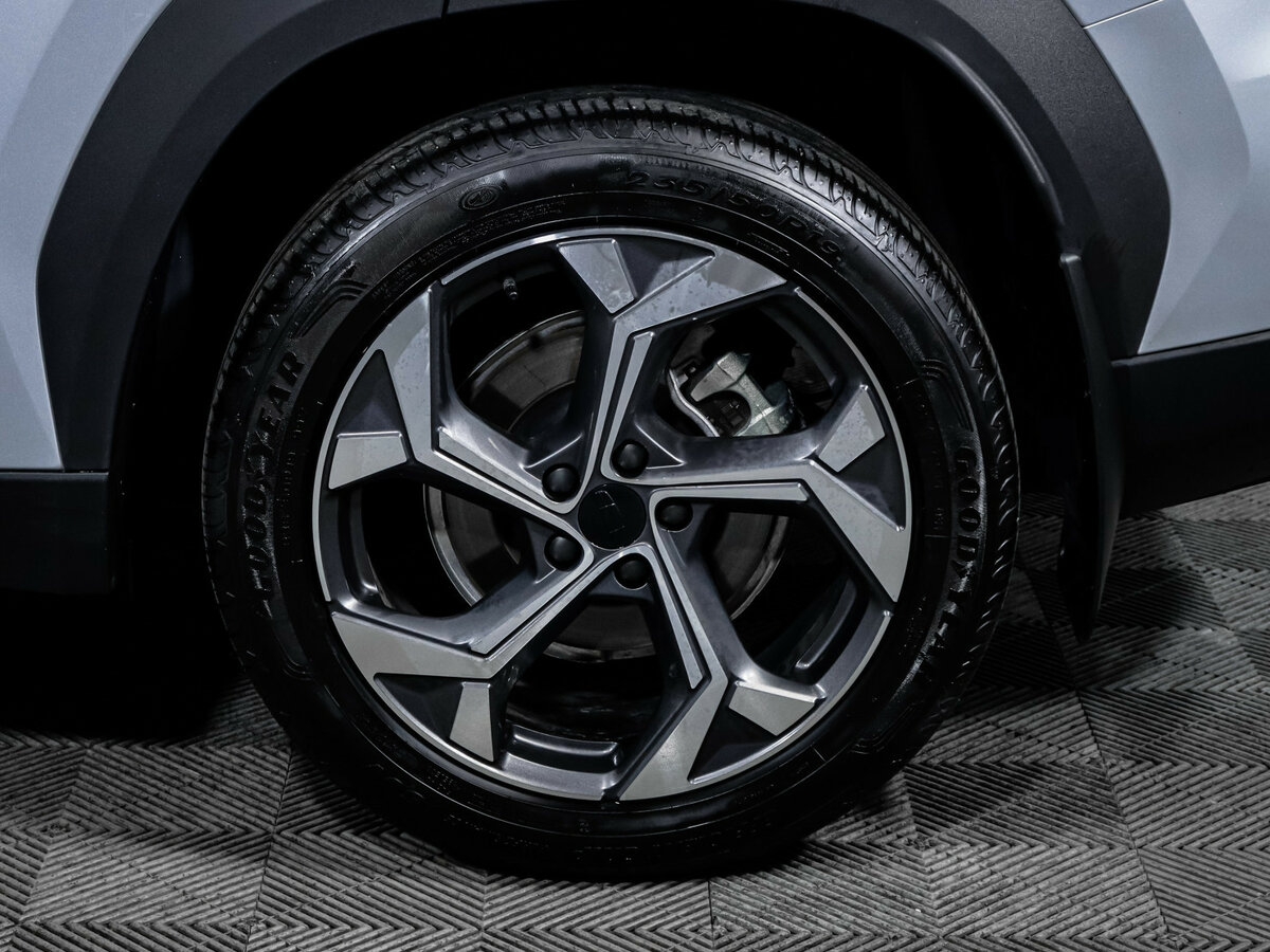 Geely Atlas б/у, 2023, Роботизированная. Фото: #13