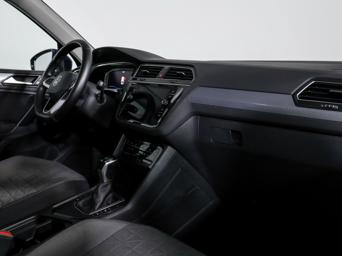 Volkswagen Tiguan б/у, 2021, Роботизированная. Фото: #6