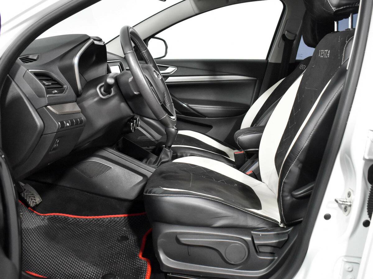 Lada (ВАЗ) Vesta б/у, 2023, Механическая. Фото: #10