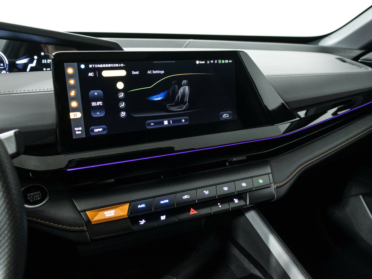 Changan UNI-V б/у, 2023, Роботизированная. Фото: #16