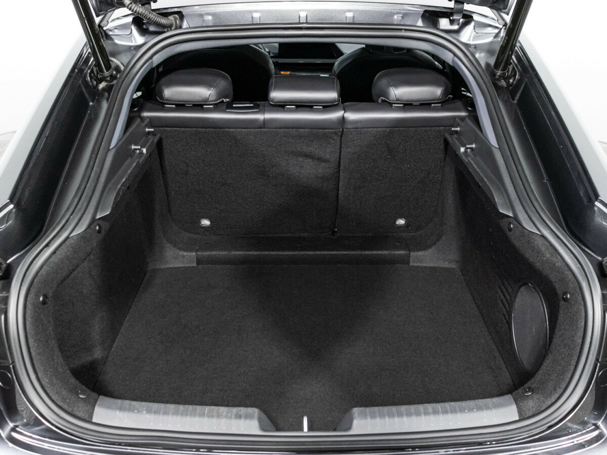 Changan UNI-V б/у, 2023, Роботизированная. Фото: #21