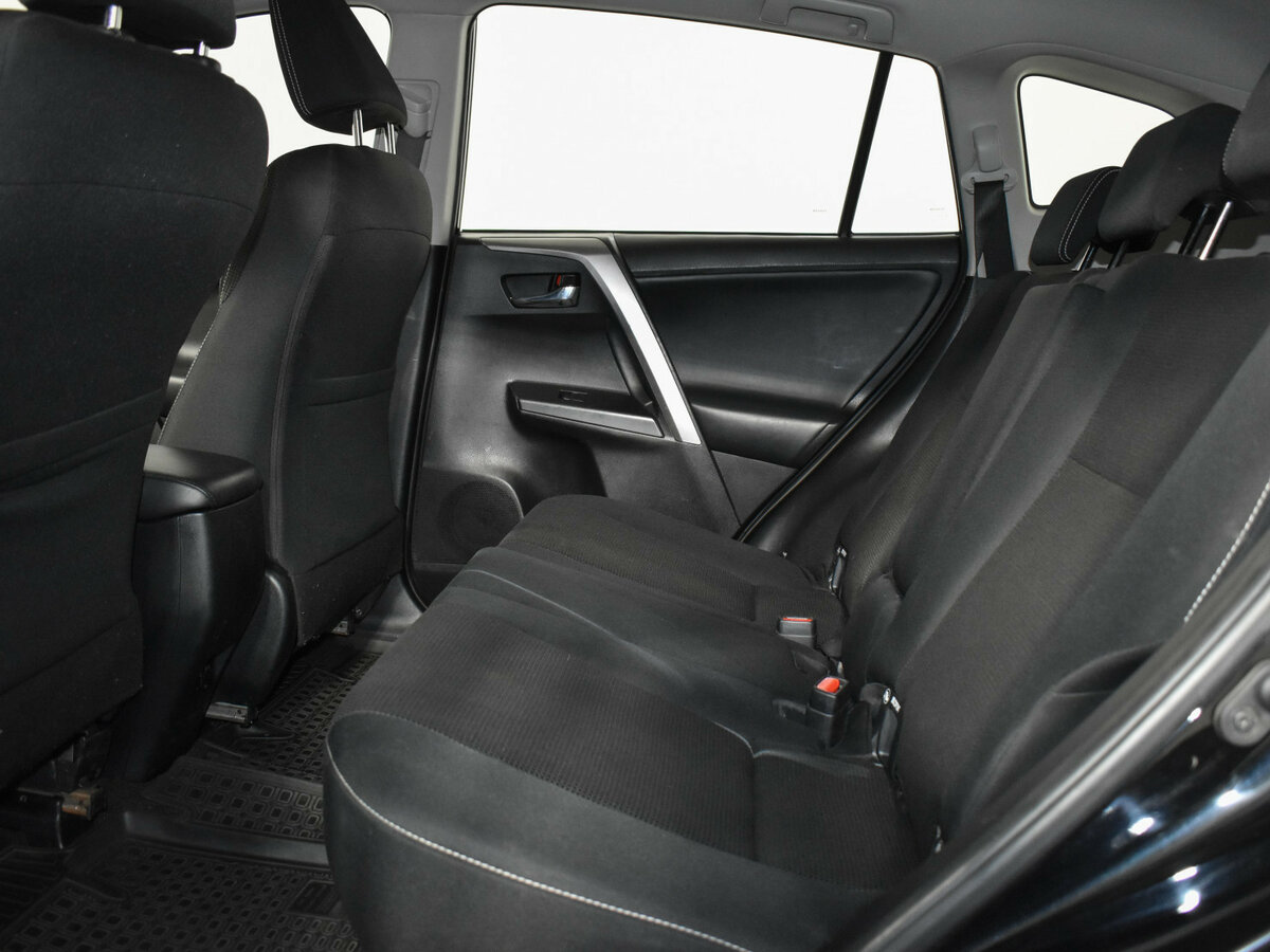 Toyota RAV4 б/у, 2018, Автоматическая. Фото: #10