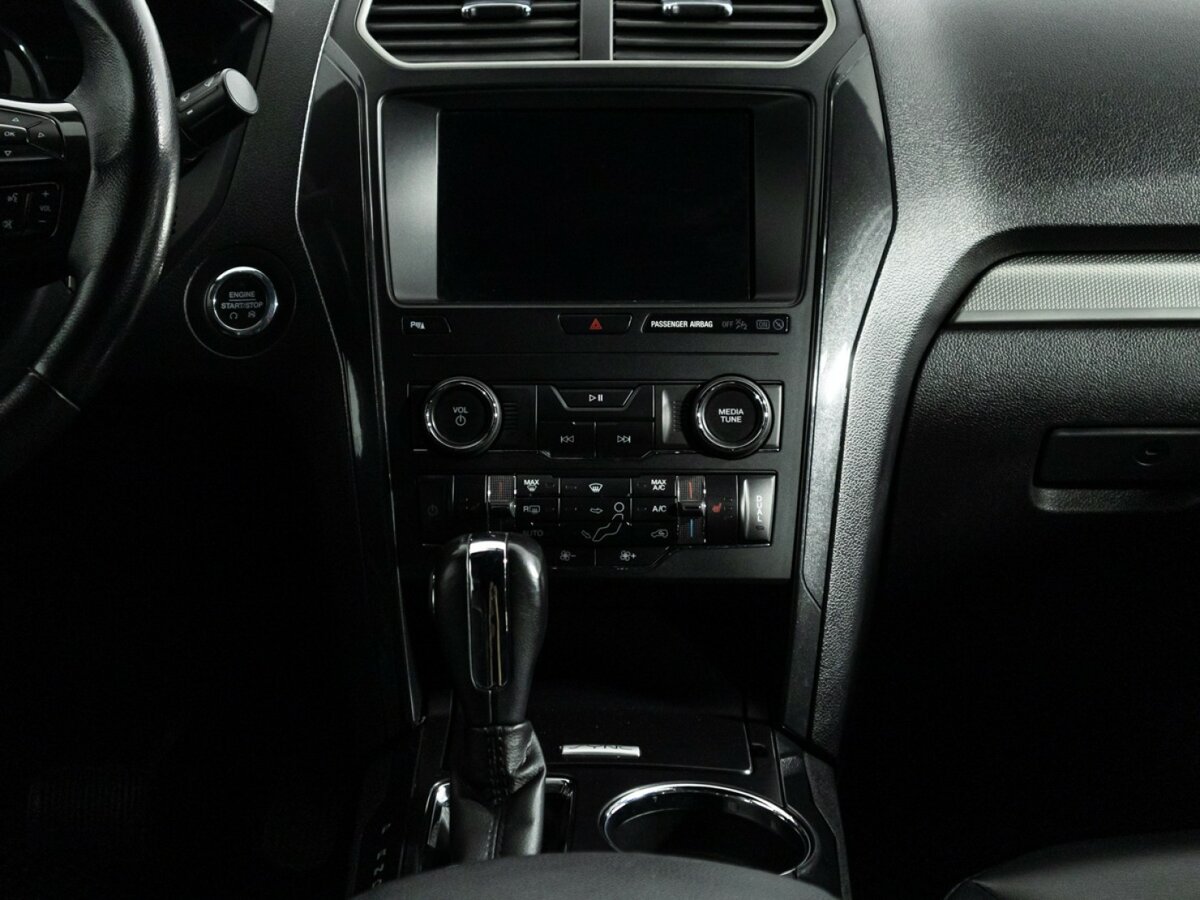 Ford Explorer б/у, 2019, Автоматическая. Фото: #11