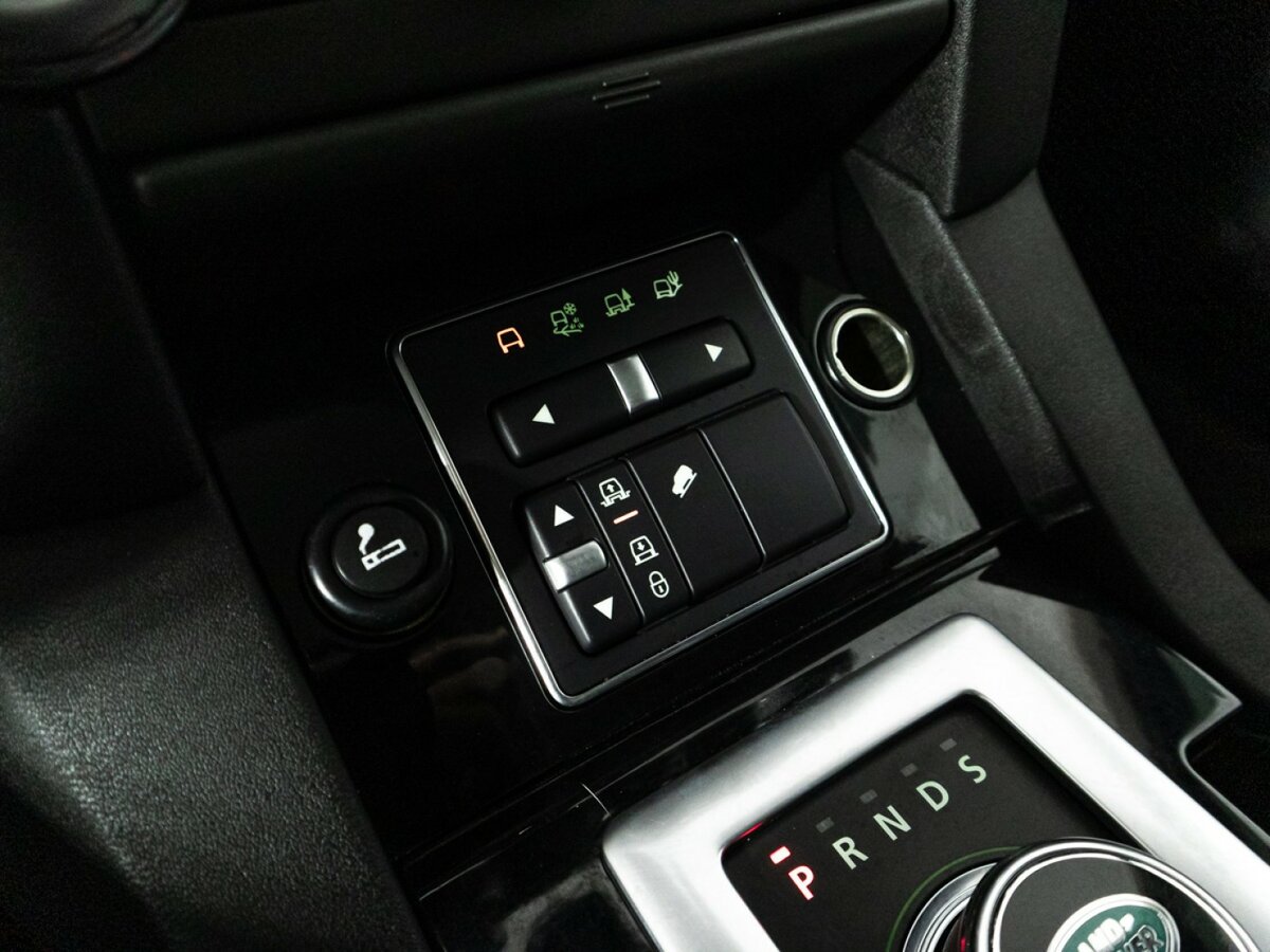 Land Rover Discovery б/у, 2014, Автоматическая. Фото: #17