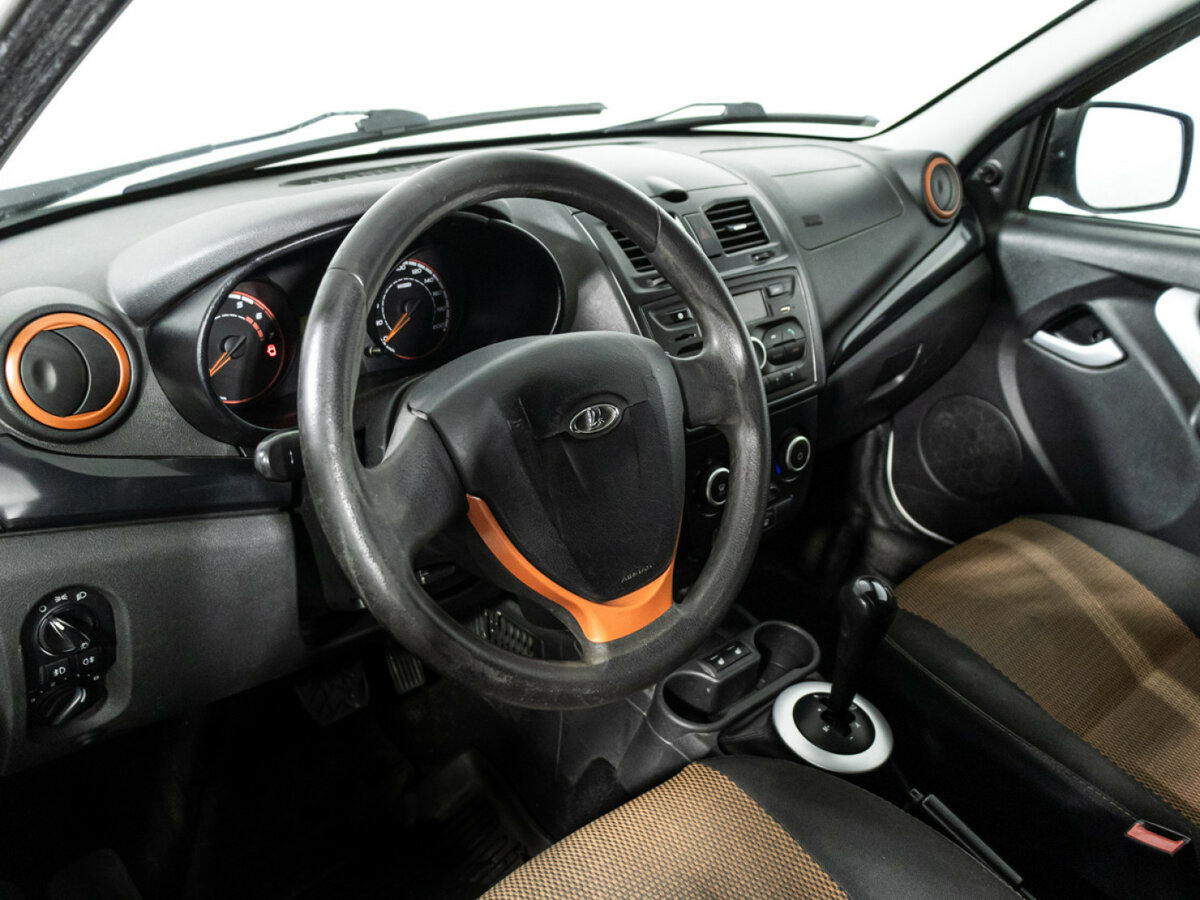 Lada (ВАЗ) Kalina б/у, 2016, Роботизированная. Фото: #9