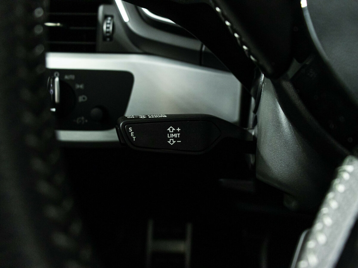 Audi A4 б/у, 2016, Роботизированная. Фото: #17