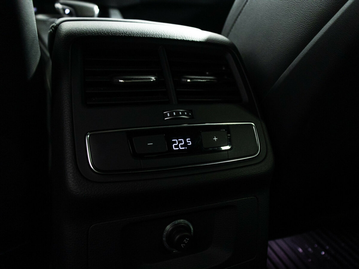 Audi A4 б/у, 2016, Роботизированная. Фото: #18