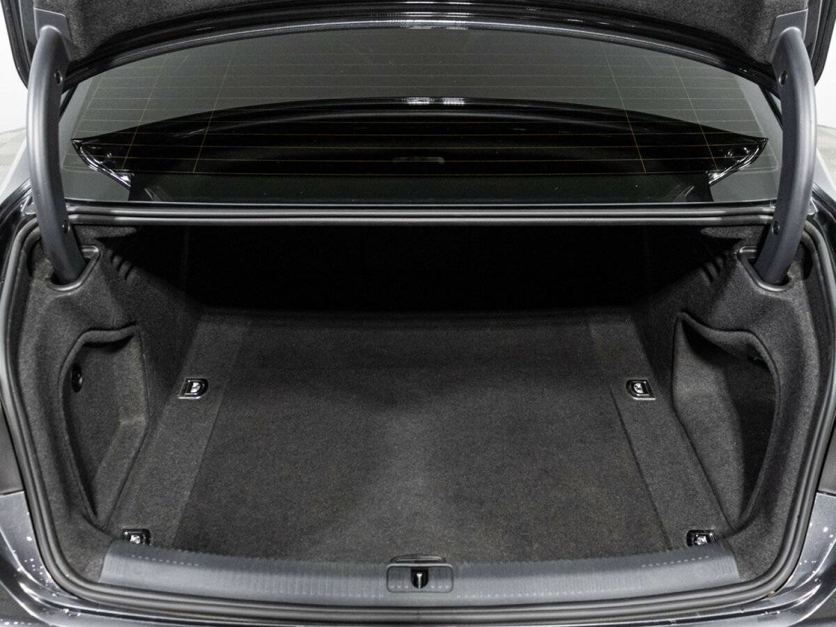 Audi A4 б/у, 2016, Роботизированная. Фото: #19