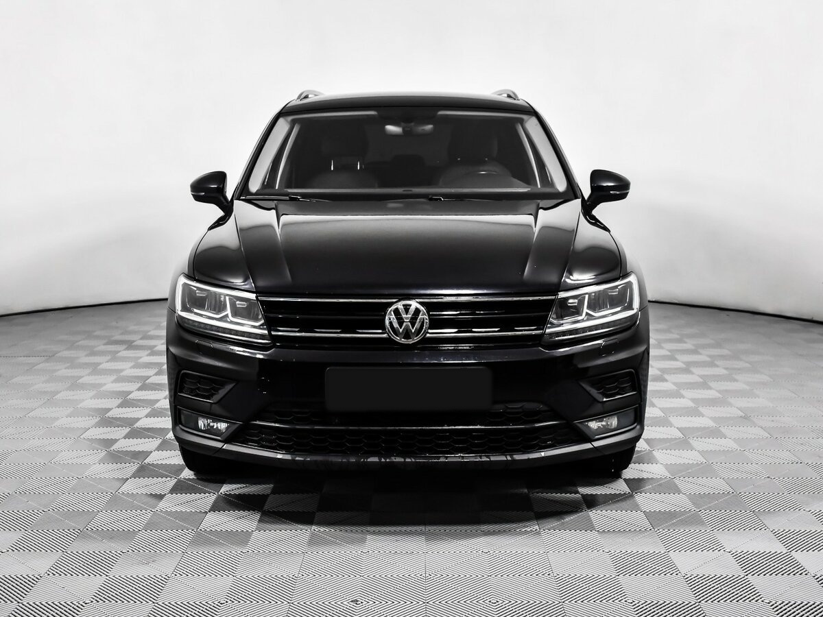 Volkswagen Tiguan б/у, 2017, Роботизированная. Фото: #1