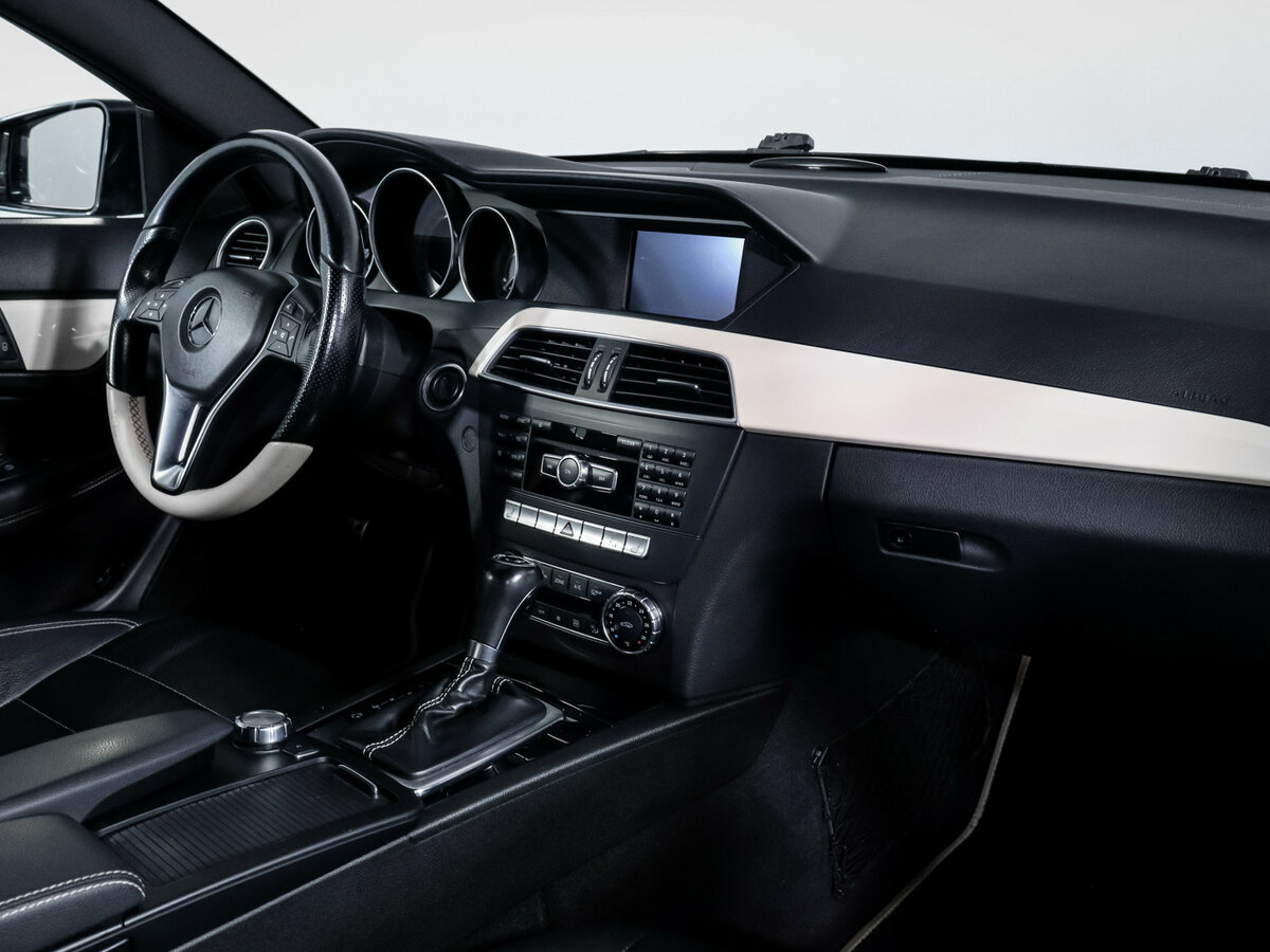 Mercedes-Benz C-Класс б/у, 2012, Автоматическая. Фото: #6