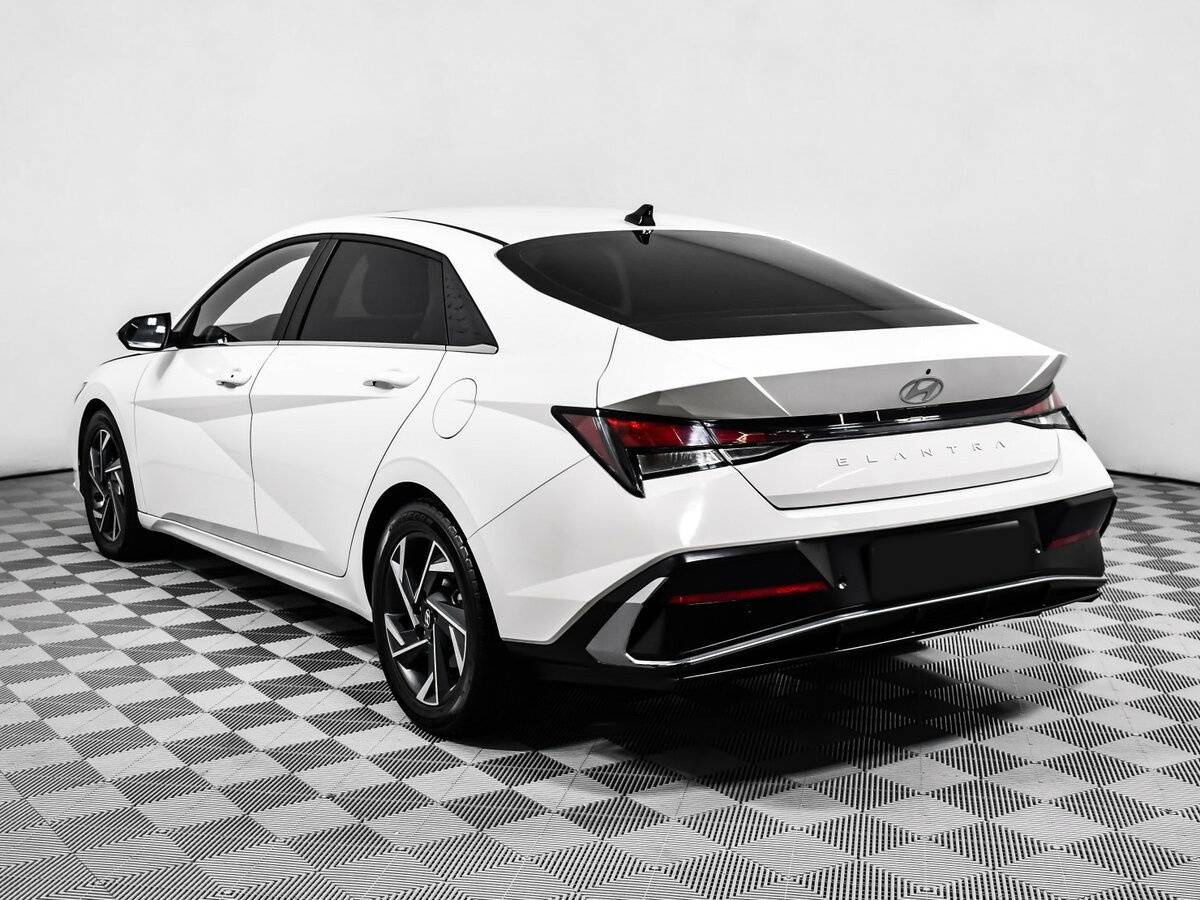 Hyundai Elantra б/у, 2023, Вариатор. Фото: #6