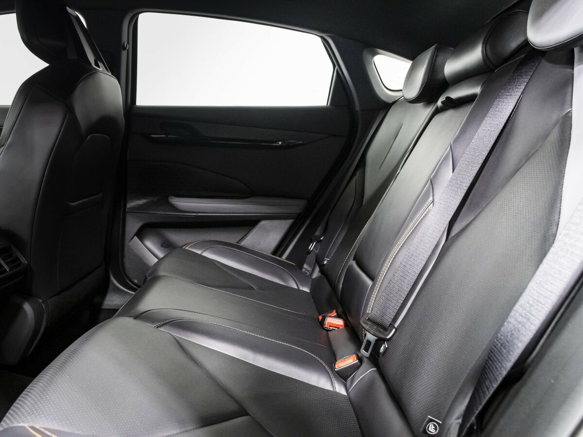 Changan UNI-V б/у, 2023, Роботизированная. Фото: #8