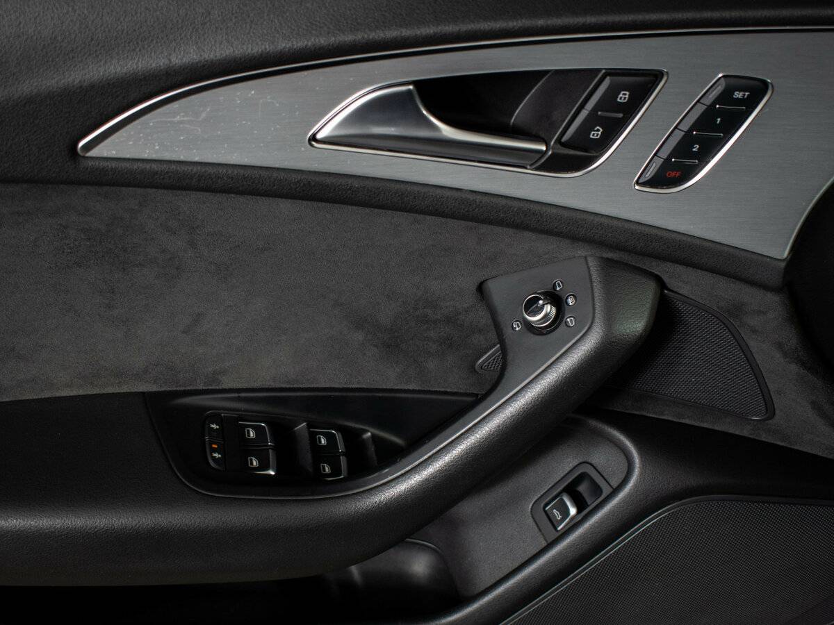 Audi A6 б/у, 2015, Роботизированная. Фото: #15