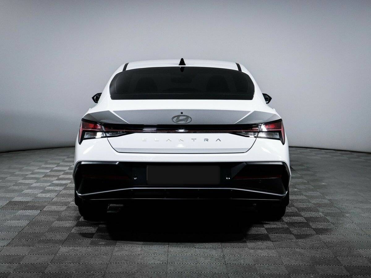 Hyundai Elantra б/у, 2024, Вариатор. Фото: #4