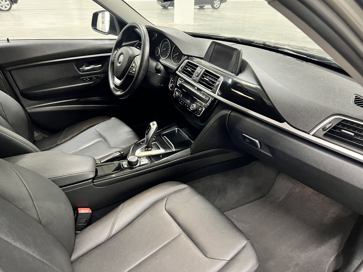 BMW 3 серии б/у, 2018, Автоматическая. Фото: #10