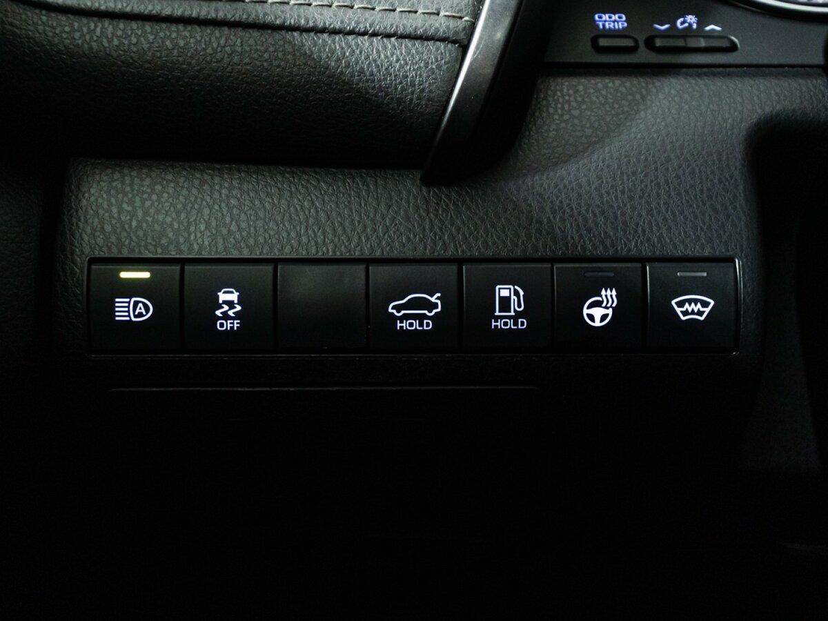 Toyota Camry б/у, 2021, Автоматическая. Фото: #22