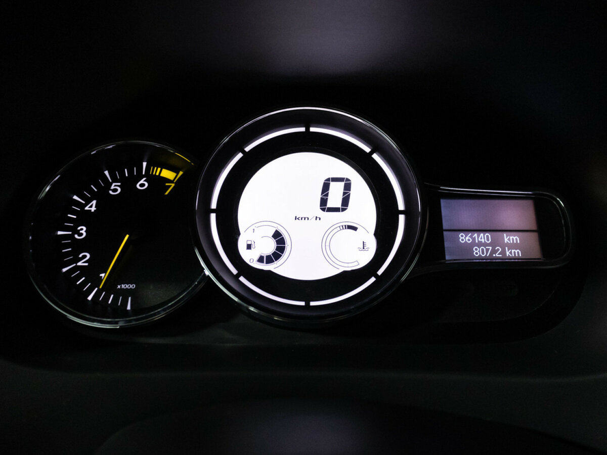 Renault Fluence б/у, 2012, Механическая. Фото: #11