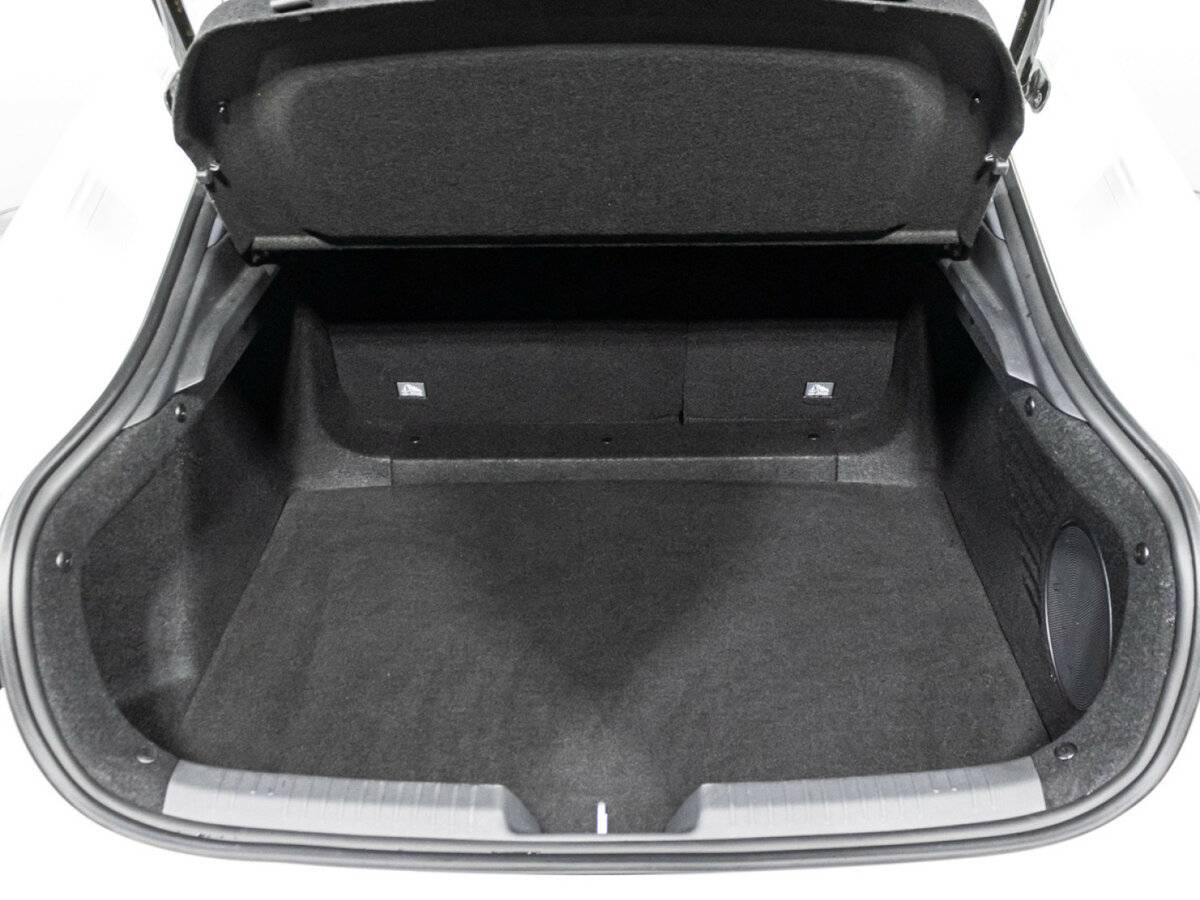 Changan UNI-V б/у, 2023, Роботизированная. Фото: #23