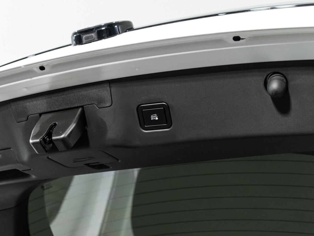 Changan UNI-V б/у, 2023, Роботизированная. Фото: #24