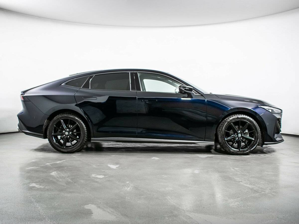 Changan UNI-V б/у, 2023, Роботизированная. Фото: #3