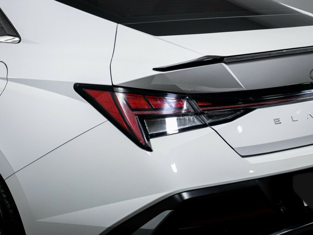 Hyundai Elantra б/у, 2024, Вариатор. Фото: #13