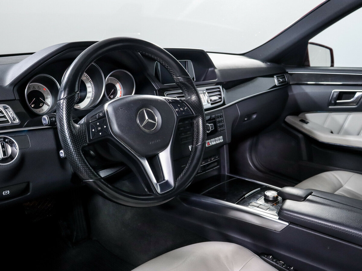 Mercedes-Benz E-Класс б/у, 2014, Автоматическая. Фото: #11