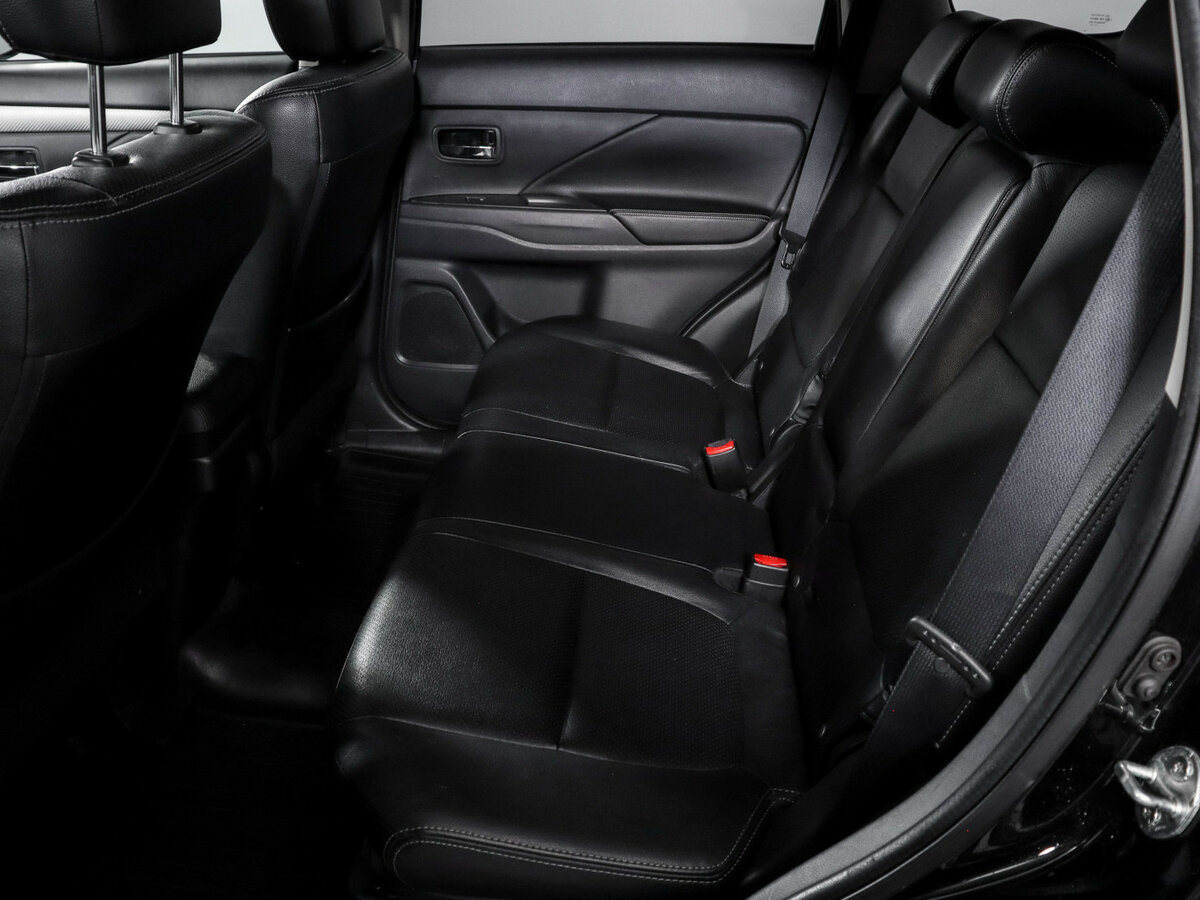 Mitsubishi Outlander б/у, 2015, Вариатор. Фото: #9