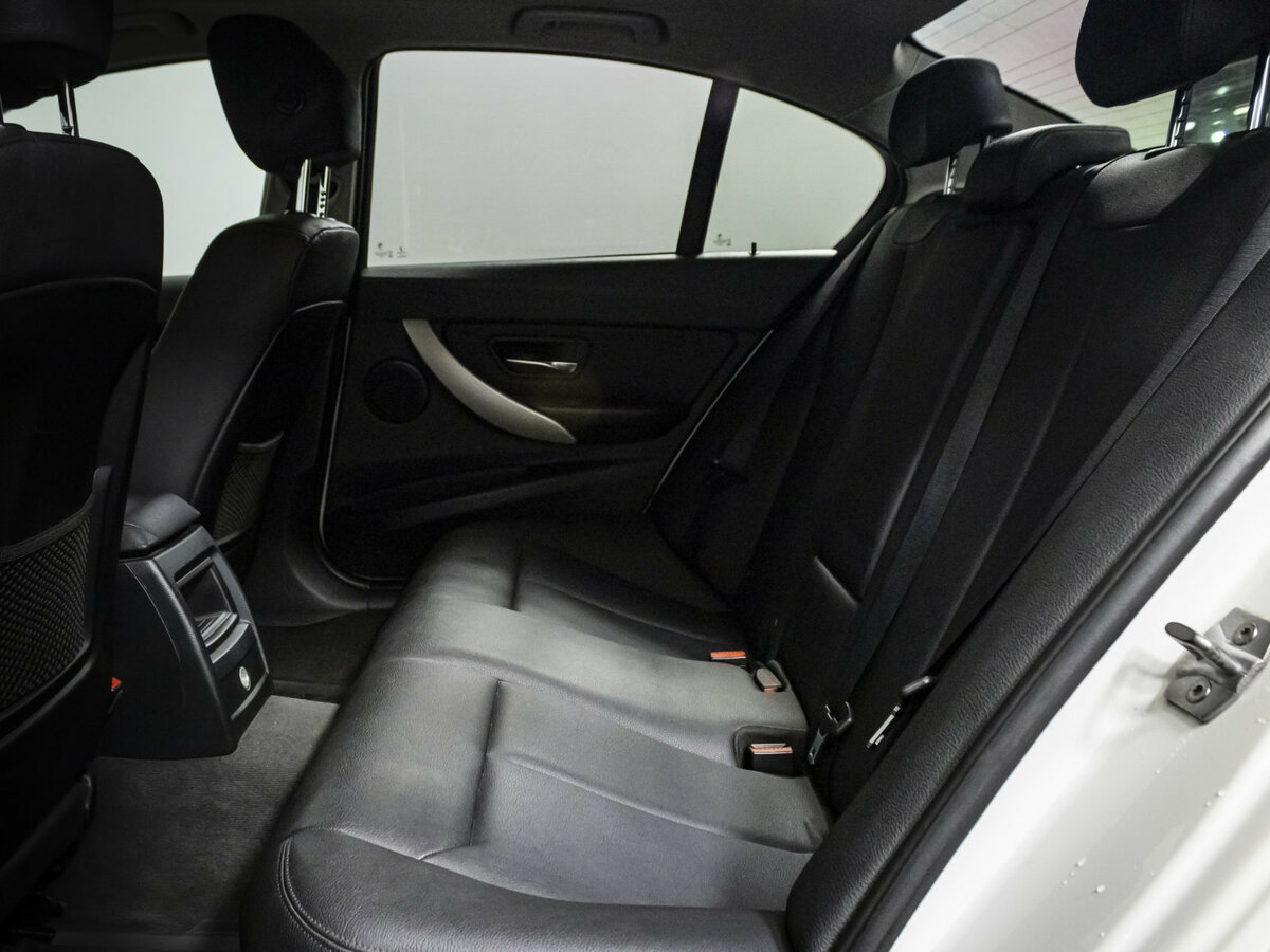 BMW 3 серии б/у, 2014, Автоматическая. Фото: #9