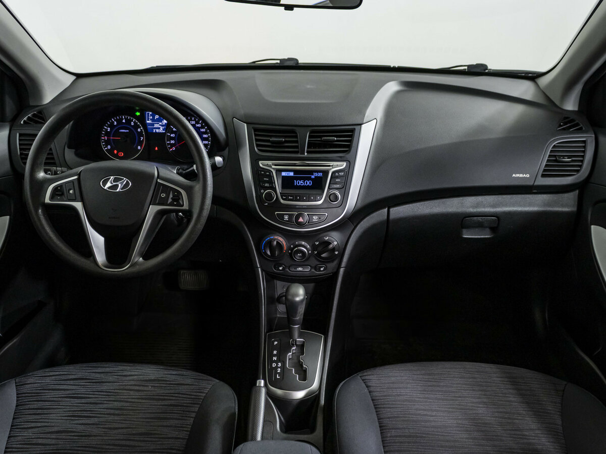 Хендай Солярис б/у, 2015, Автоматическая. Фото: #10