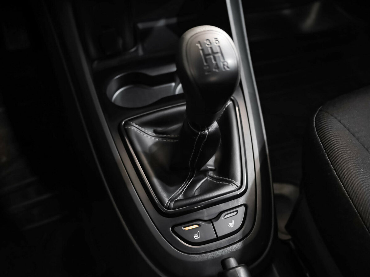 Lada (ВАЗ) Vesta б/у, 2018, Механическая. Фото: #14