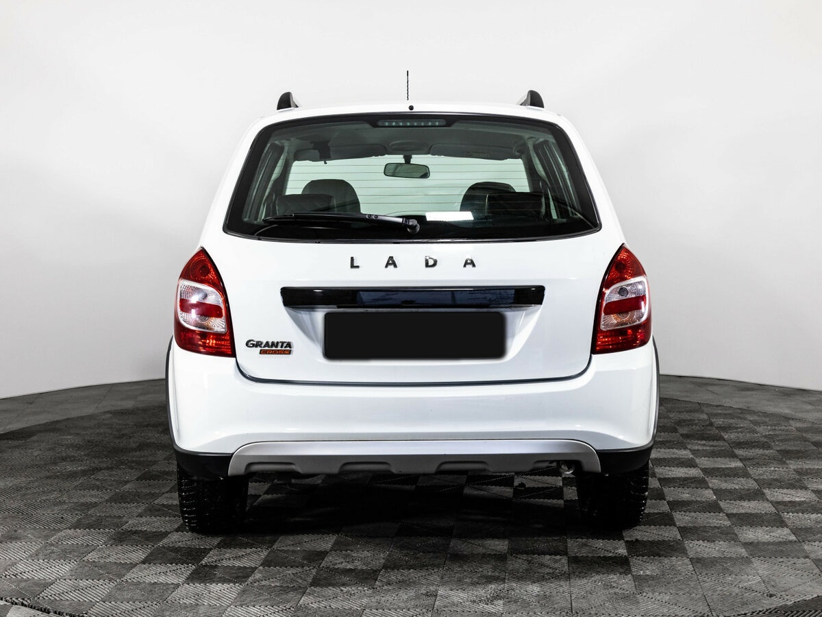 Lada (ВАЗ) Granta б/у, 2023, Механическая. Фото: #4