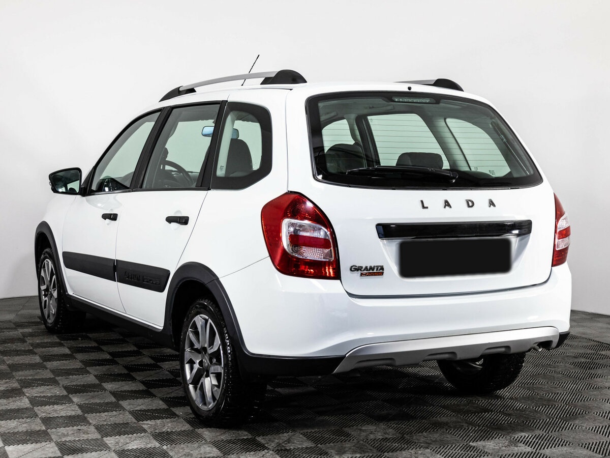 Lada (ВАЗ) Granta б/у, 2023, Механическая. Фото: #5