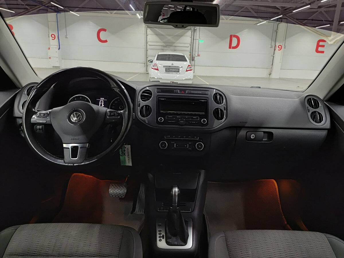 Volkswagen Tiguan б/у, 2015, Роботизированная. Фото: #13