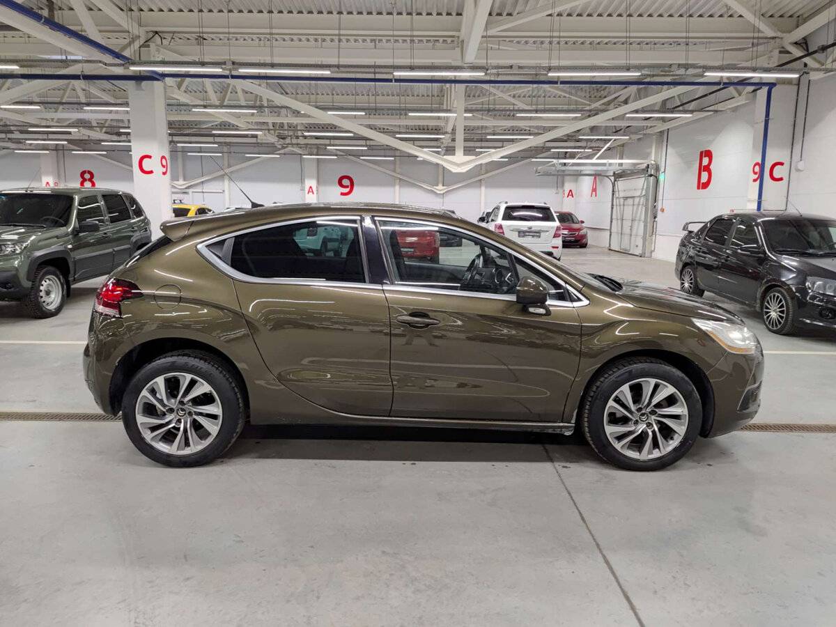 Citroen DS4 б/у, 2012, Механическая. Фото: #3