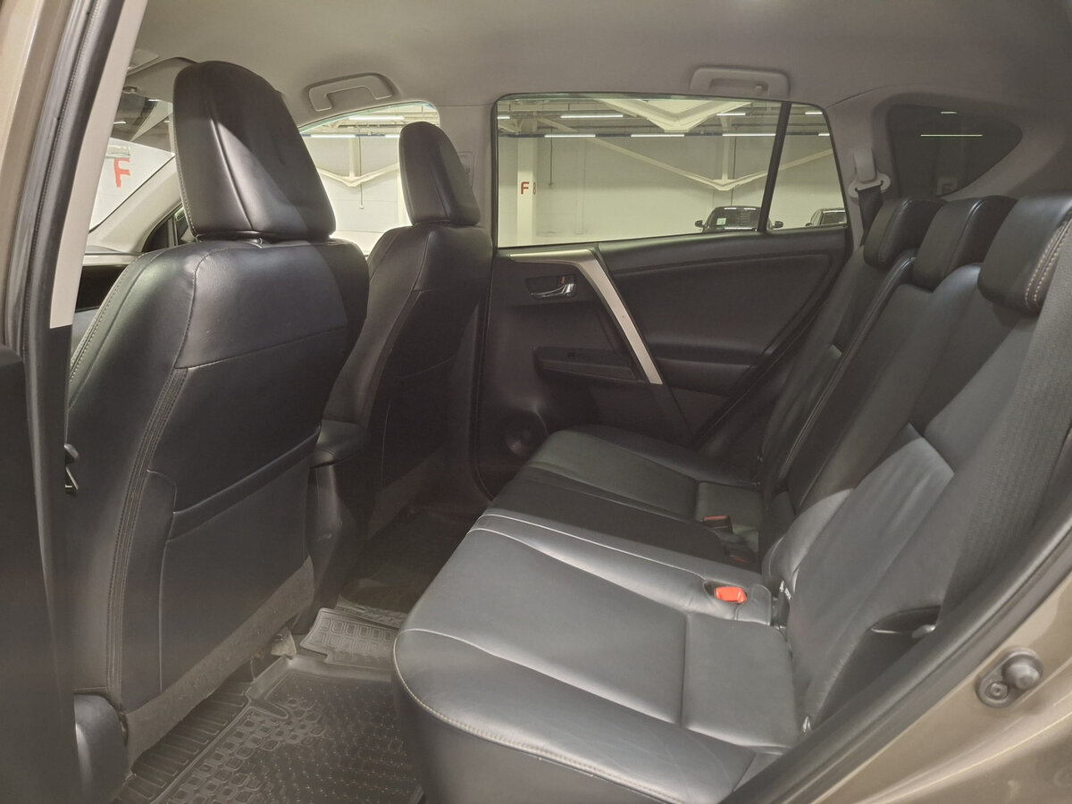Toyota RAV4 б/у, 2013, Автоматическая. Фото: #11