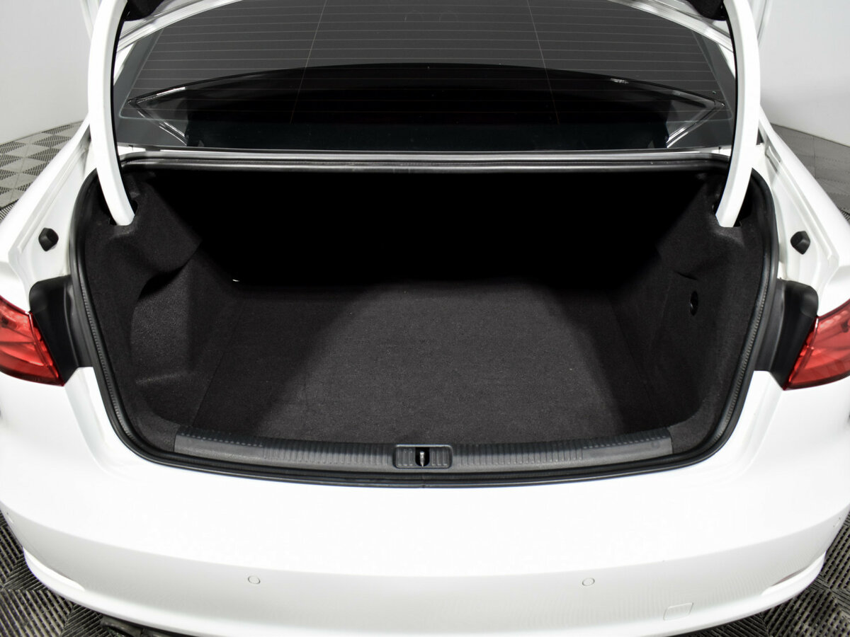 Audi A3 б/у, 2016, Роботизированная. Фото: #16