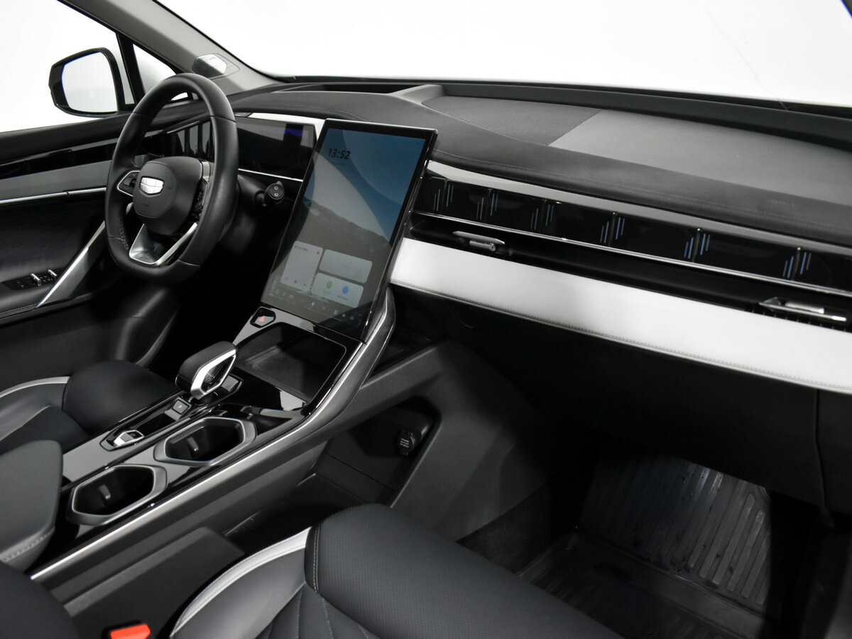 Geely Atlas б/у, 2024, Автоматическая. Фото: #11